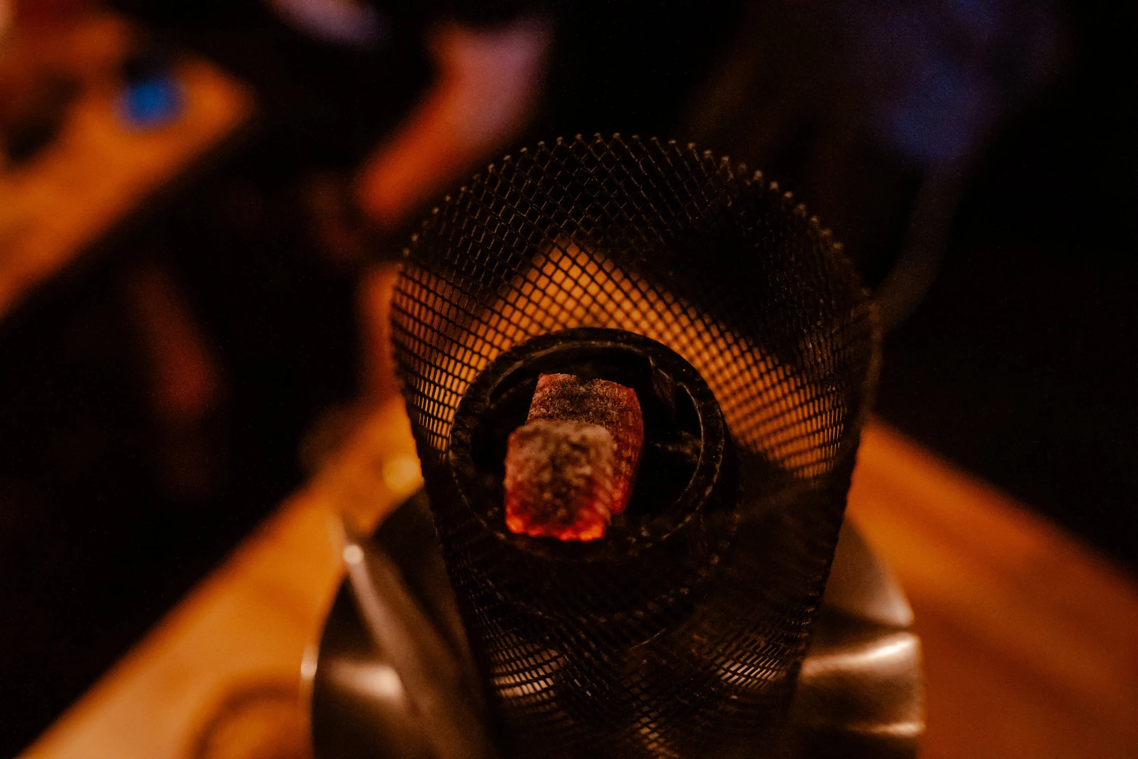 Vodní dýmky - Black&Wood Lounge